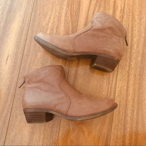 Tan Distressed Ankle Leather Boots